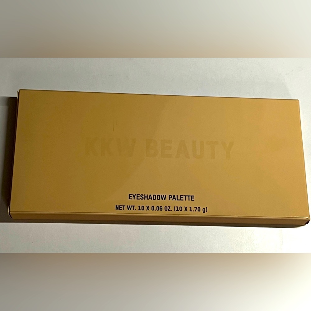 Kkw beauty eyeshadow